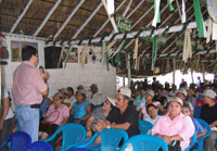 Sesame farmers learning new techniques, Nicaragua
