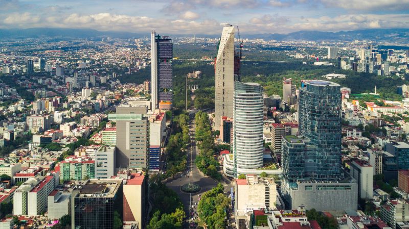 An image of the Mexico City skyline.