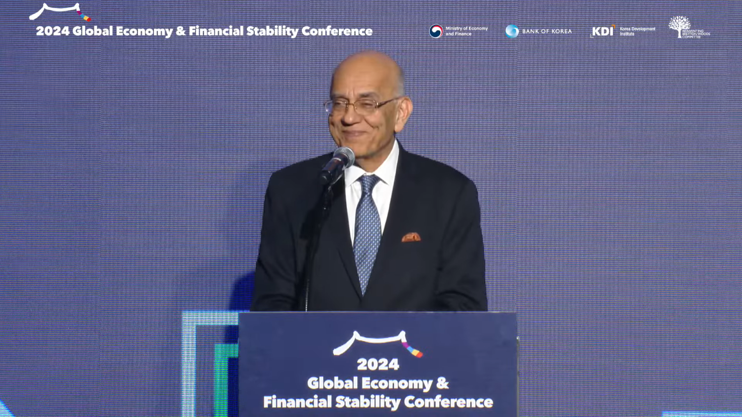 Masood Ahmed speaking at the Bretton Woods conference