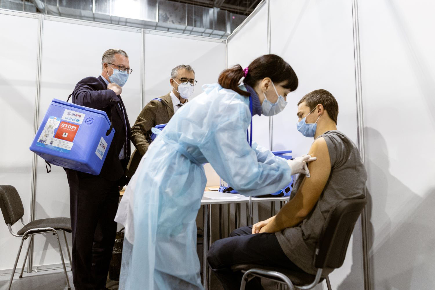 Ukraine vaccination center that USAID helped fund