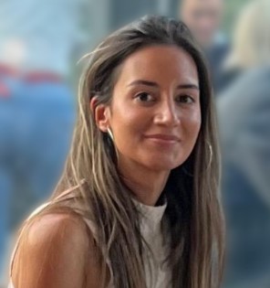 Sara Viglione, Communications