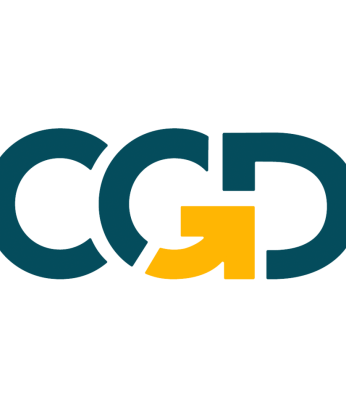 Irina Stanculeanu, HR & Finance Associate