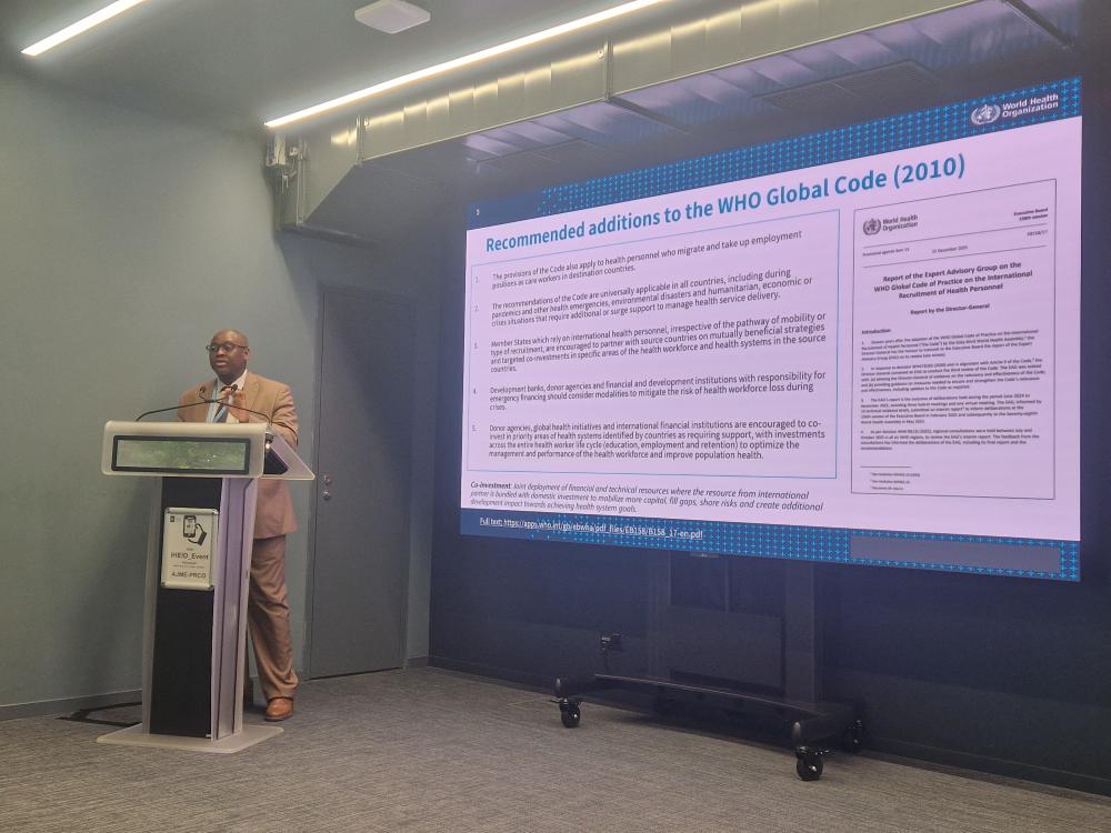 Khassoum Diallo, Unit Head, Health Workforce at the WHO presenting the amendments at CGD’s event