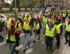 Yellow Vest protesters in France. Photo by Thomas Bresson/Wikimedia